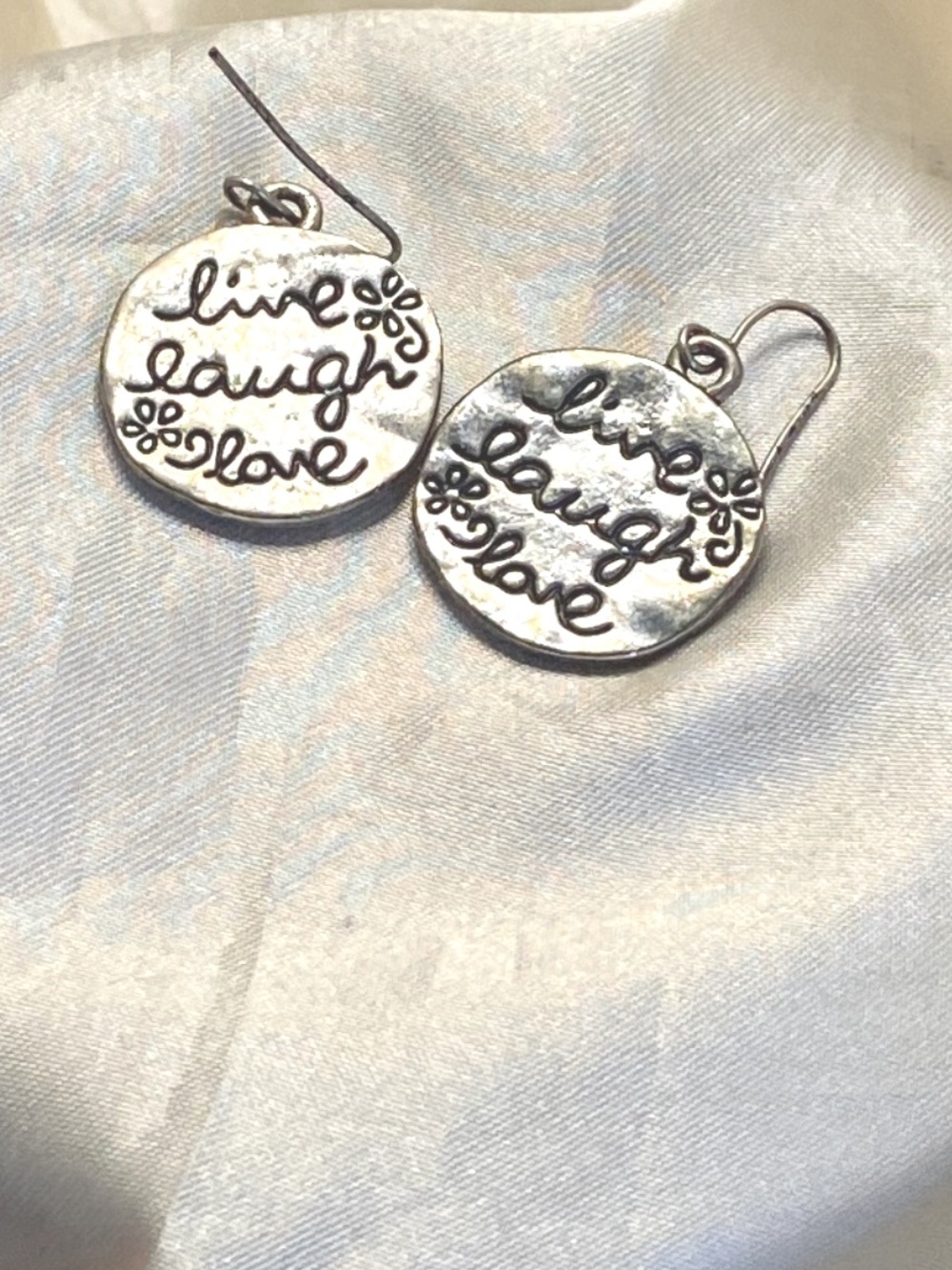 Vintage Live Laugh Love Earrings Silver Tone Hammered Disc Dangle Boho